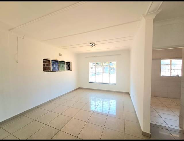 3 BEDROOM HOUSE TO LET IN ARCON PARK
